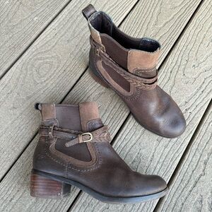 Ugg Krewe Ankle Boots Size 7 Chocolate Brown Leather Moto Harness Chelsea Bootie